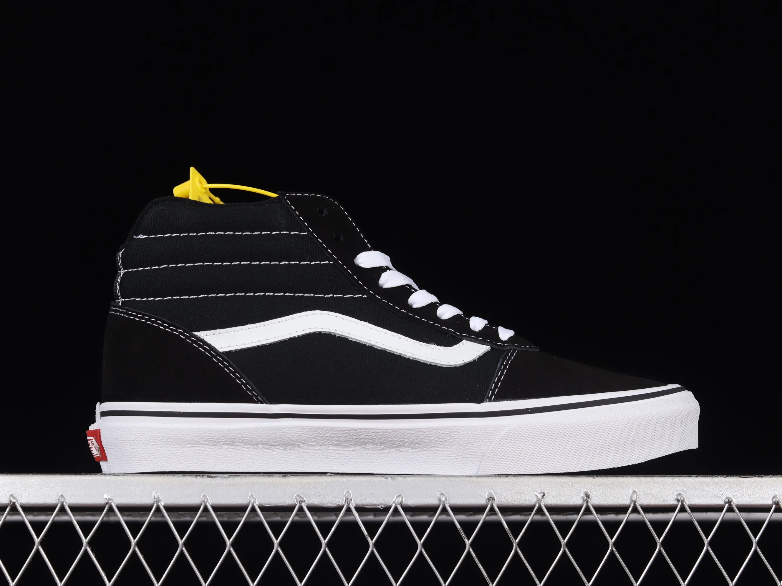 All categories Vans Vans series Vans Hi Vans high-top Vans Ward Sk8-Hi four evergreen season black and white high-top canvas casual sneakers VN0A36ENC4R
